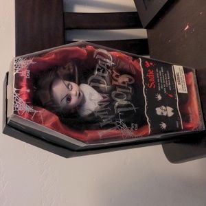 Living Dead Dolls SADIE 2000 series 1 original in box